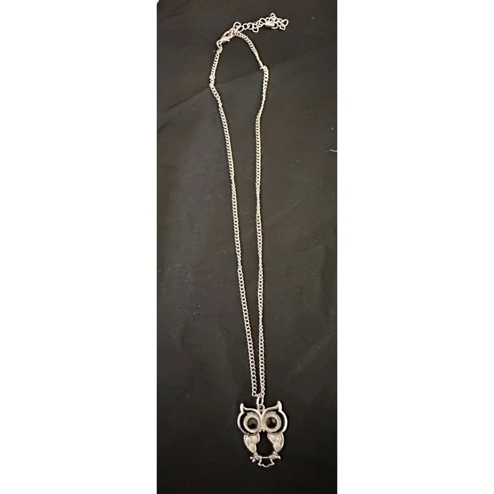 Vintage Owl Necklace Pendant 18 in Chain Extender Black Crystal Eyes Accents EUC
